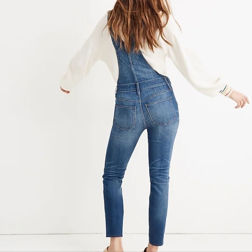 MADEWELL XS Denim Overalls in Jansing Wash with Frayed Hems - Picture 3 of 16